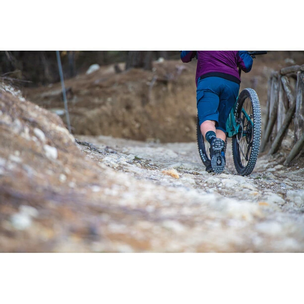 Northwave Enduro Mid 2 MTB Schuhe Herren Schwarz/blau – Bild 4